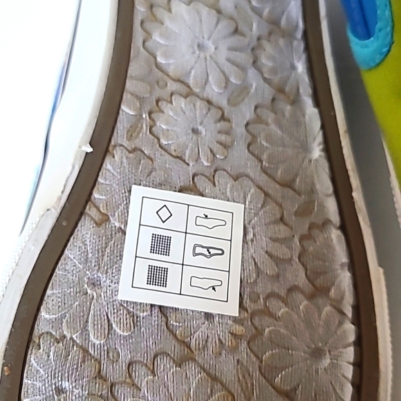 Dr. Suess Skechers - Picture 4 of 4